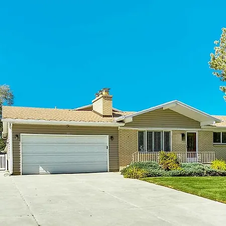 Booking - Hoskere Homes Sandy Exterior foto